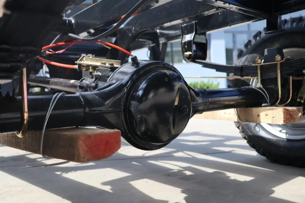 Fuel cargo tricycle – round LED headlamp detail